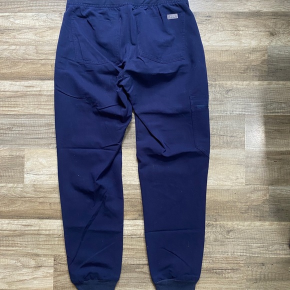 Figs scrub set - Picture 3 of 6